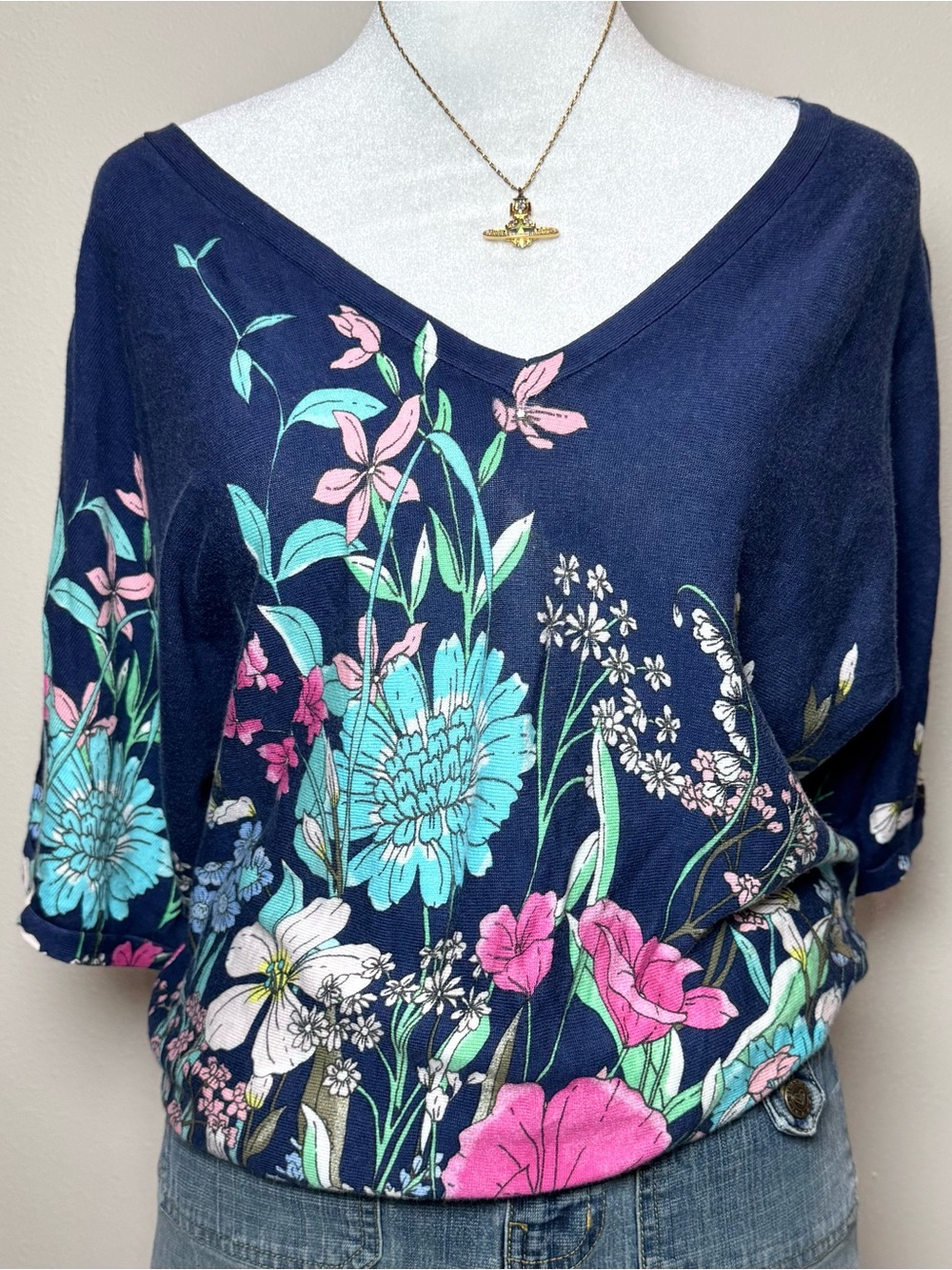 Navy Floral V-Neck Short Sleeve Cottagecore Summer Cotton Women’s Small Tee
